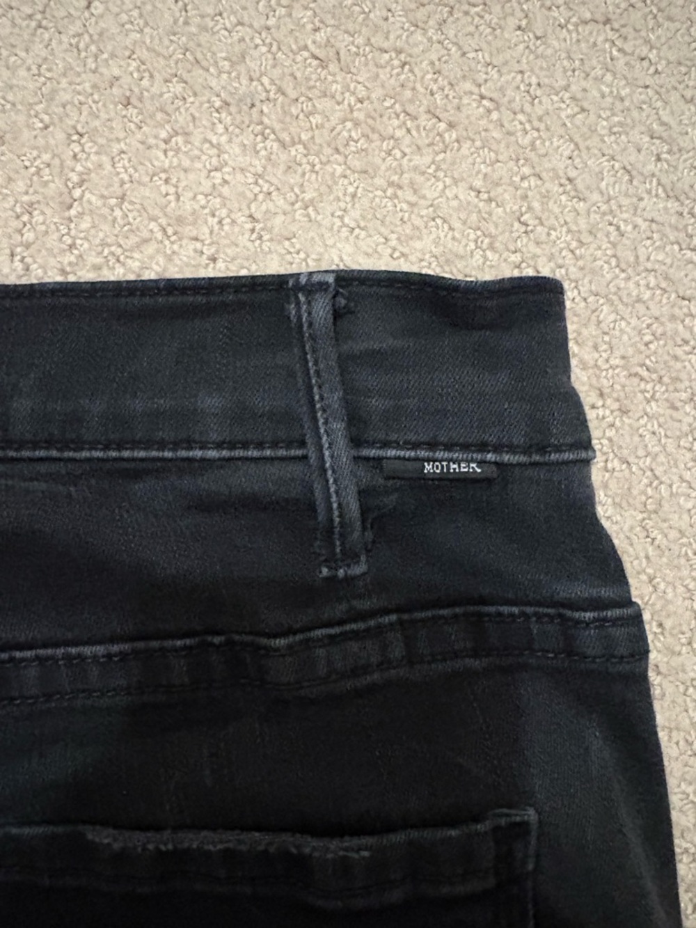 MOTHER The Hustler Ankle Fray Black High Rise Flare Jeans Size 28 - Picture 3 of 6